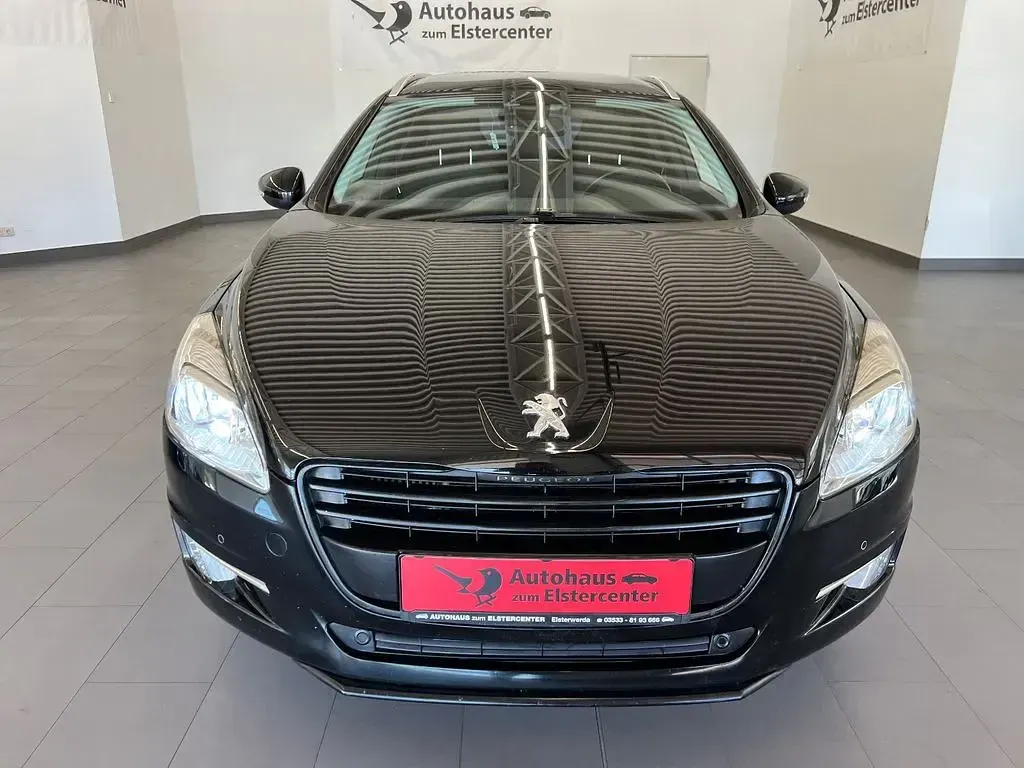 Gebraucht Peugeot 508 SW Active 156 PS (114 kW) 2011 Schwarz Kombi