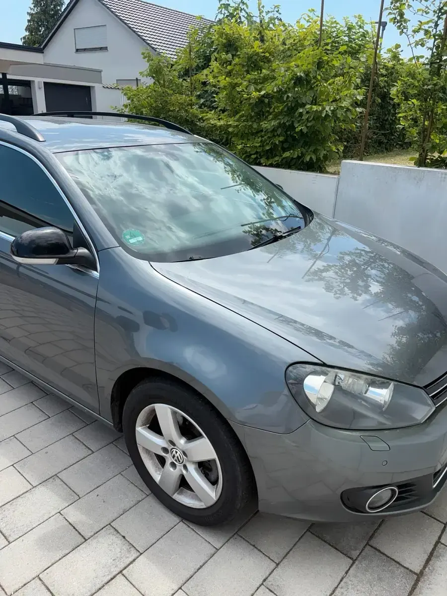 Gebraucht VW Golf VII Edition 140 PS (102 kW) 2012 Grau Kombi