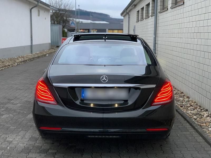Gebraucht Mercedes S350 258 PS (189 kW) 2014 Braun Limousine