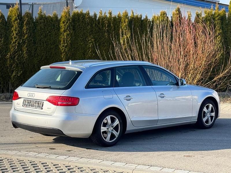 Gebraucht Audi A4 Ambition 120 PS (88 kW) 2010 Silber Kombi