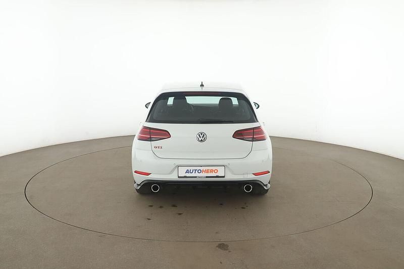 Gebraucht VW Golf VII GTI 2019 Weiß Limousine