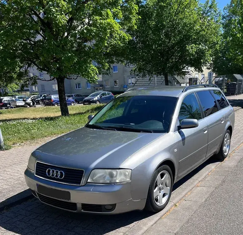 Usata Audi A6 131 CV (96 kW) 2004 Grigio Station wagon