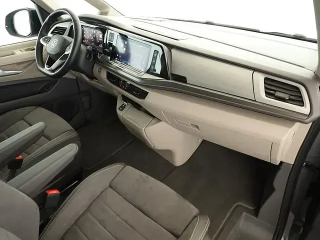 Gebraucht VW T7 Beach 245 PS (180 kW) 2025 Schwarzkeine angabe Van