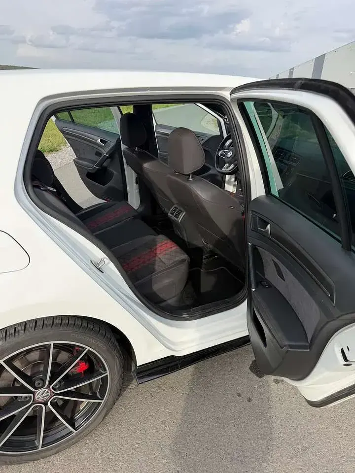 Gebraucht VW Golf VII GTI 290 PS (213 kW) 2019 Weiß Kleinwagen