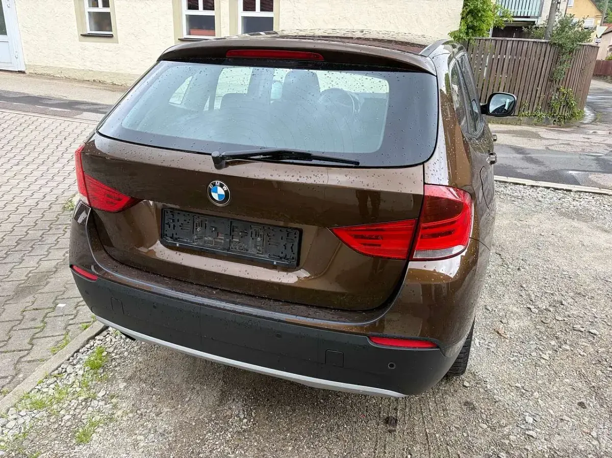 Gebraucht BMW X1 150 PS (110 kW) 2010 Braun SUV