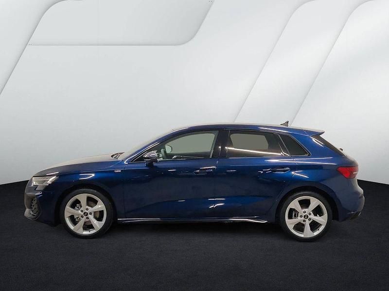 Gebraucht Audi A3 S-Line 150 PS (110 kW) 2026 Blau Limousine