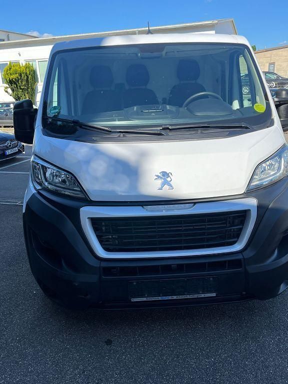 Weiß Gebraucht 2021 Peugeot Boxer Van | 17.500 € (Teuer) - Bild 1/4