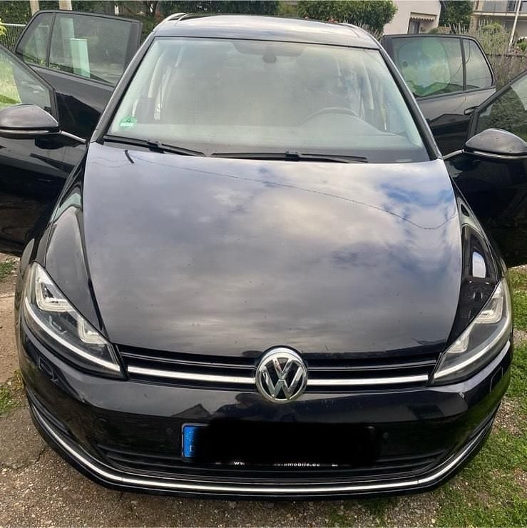 Schwarz Gebraucht 2015 VW Golf VII LOUNGE Limousine | 9.450 € (Superpreis) - Bild 1/4