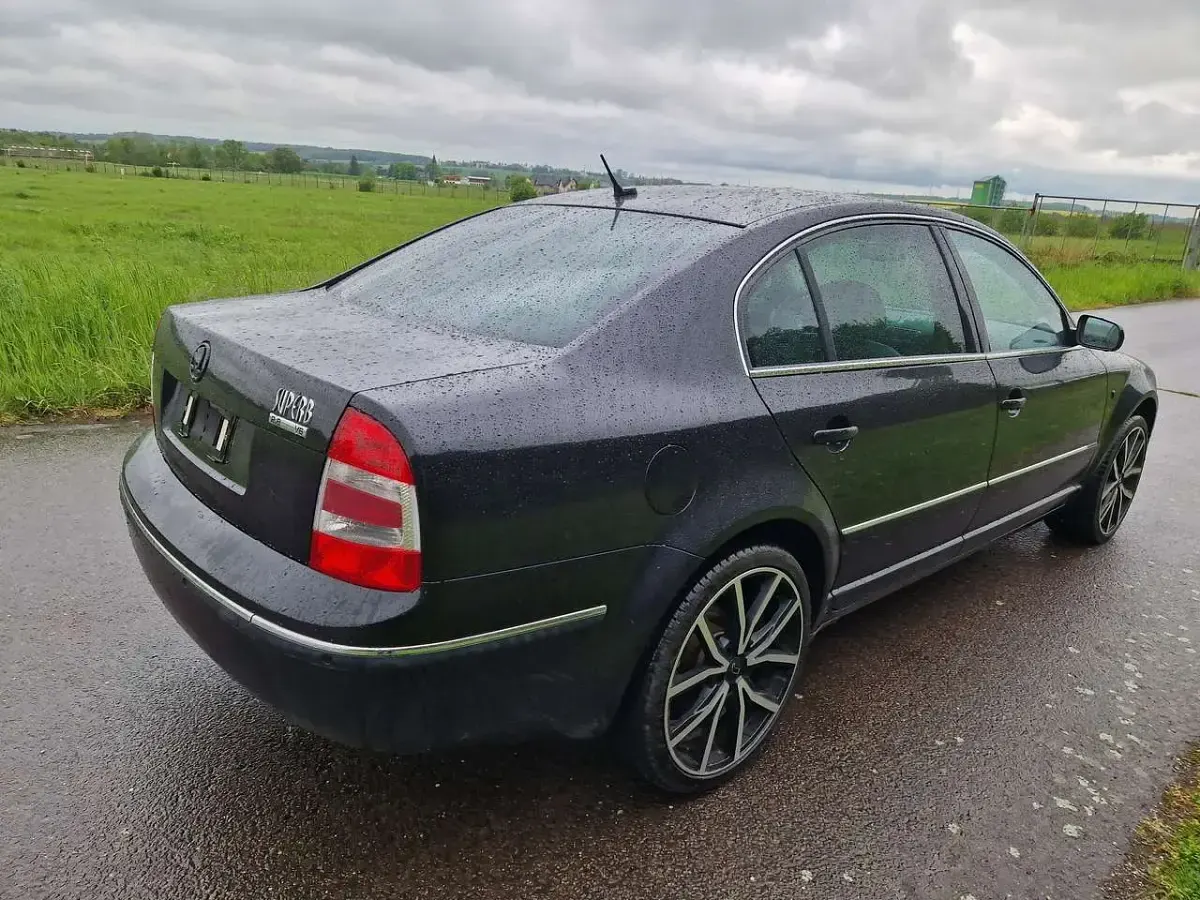 Gebraucht Skoda Superb 196 PS (144 kW) 2005 Schwarz Limousine