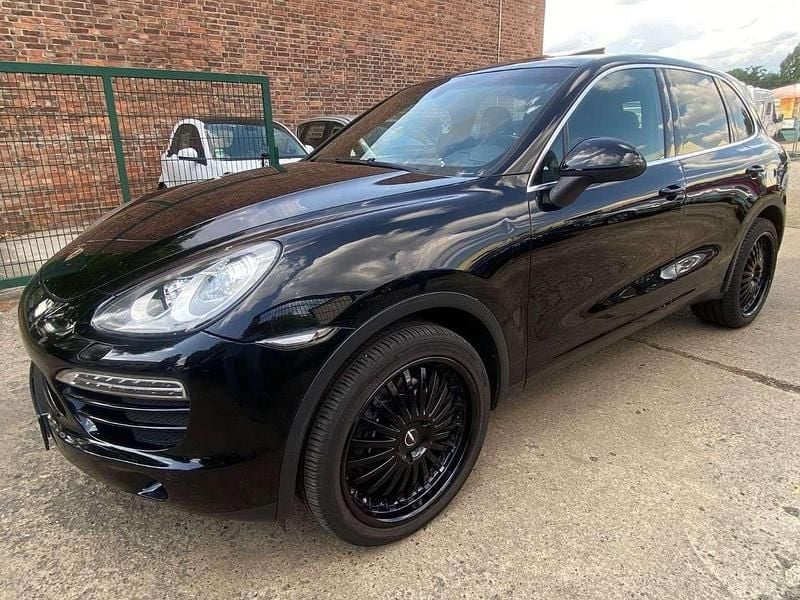 Schwarz Gebraucht 2012 Porsche Cayenne SUV | 21.490 € (Guter Preis) - Bild 1/4