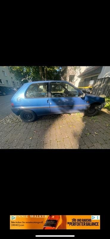Blau Gebraucht 1996 Peugeot 106 Kleinwagen | 800 € (Guter Preis) - Bild 1/4