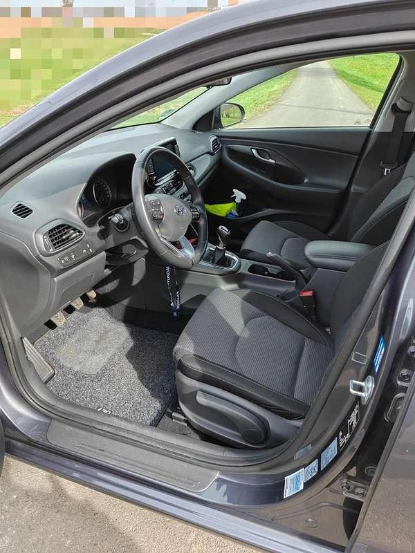 Gebraucht Hyundai i30 101 PS (74 kW) 2017 Kleinwagen