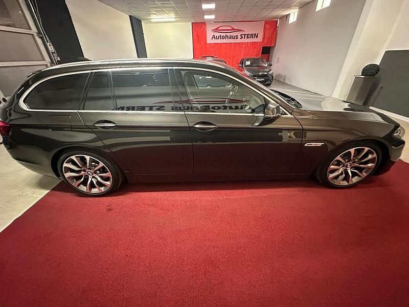 Gebraucht BMW 530 Sport Line 258 PS (189 kW) 2016 Braun Kombi