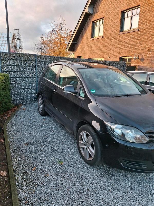 Schwarz Gebraucht 2009 VW Golf Plus Cross Comfortline Van / Kleinbus | 2.800 € (Superpreis) - Bild 1/4