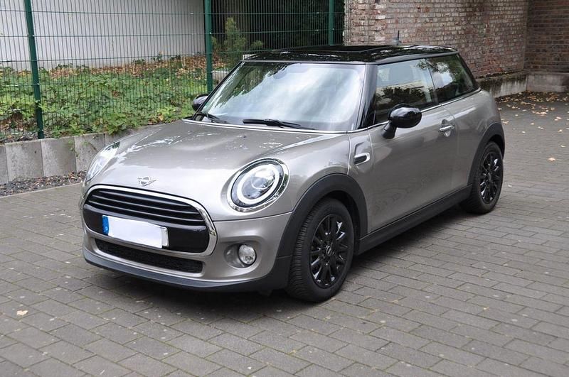 Gebraucht Mini Cooper 136 PS (100 kW) 2018 Silber Kleinwagen