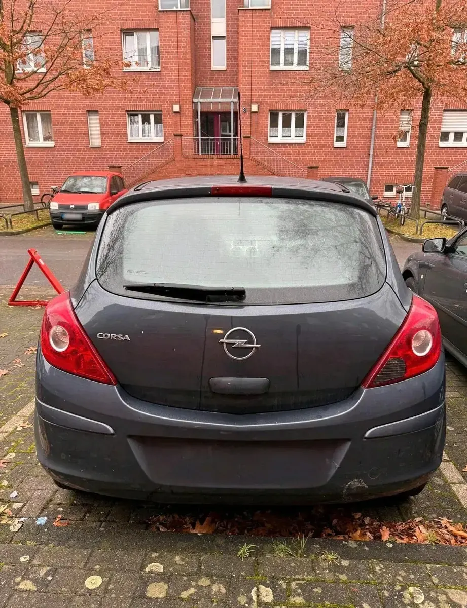 Gebraucht Opel Corsa 90 PS (66 kW) 2009 Grau Kleinwagen