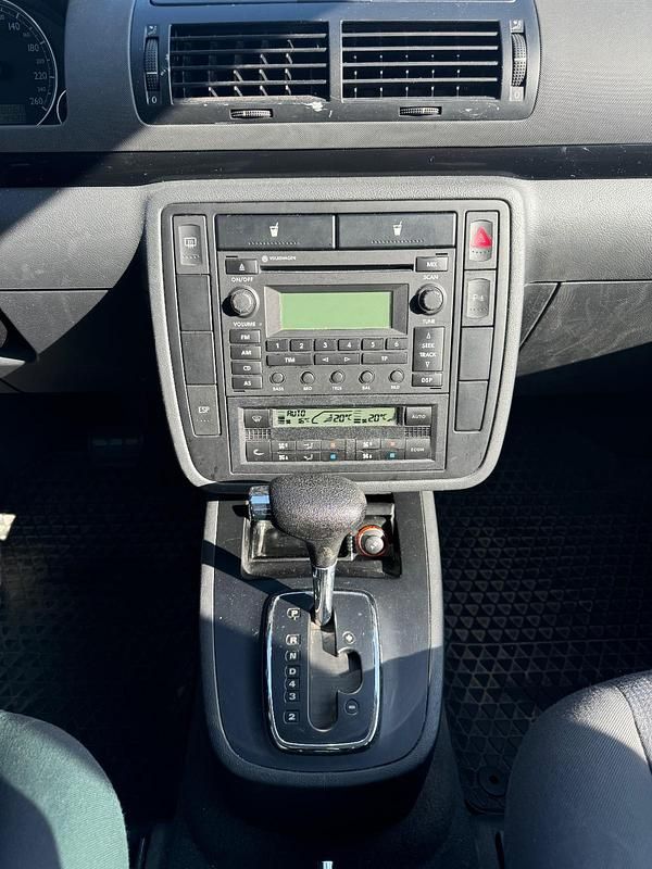 Gebraucht VW Sharan 115 PS (84 kW) 2005 Blau Van / Kleinbus