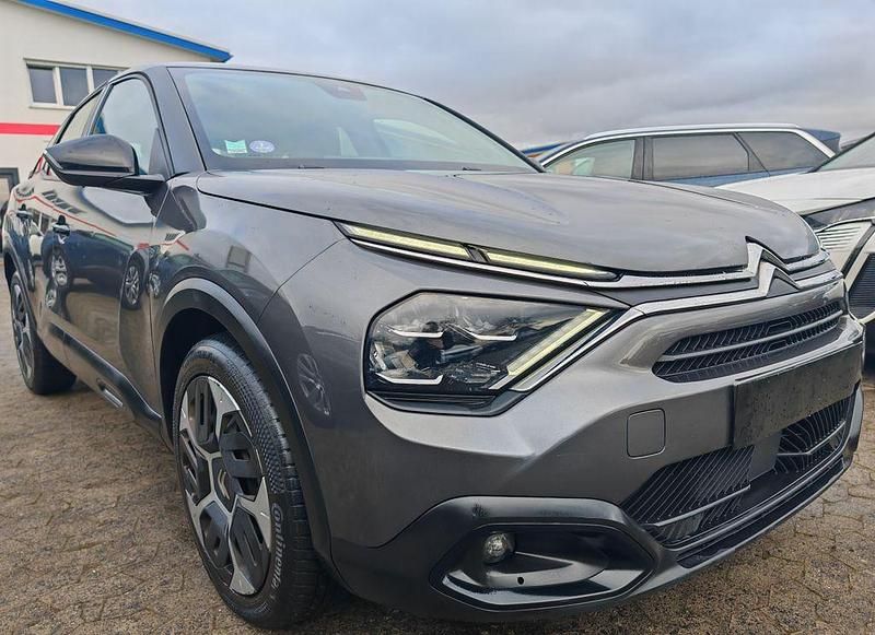 Second-hand Citroën C4 Feel 131 CP (96 kW) 2022 Gri Berlinǎ