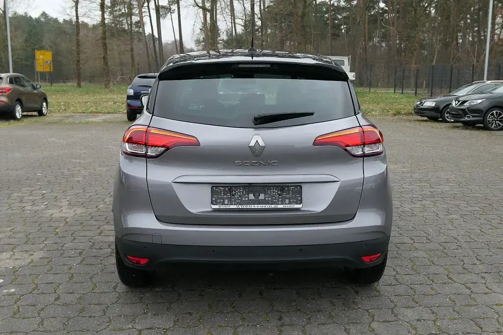 Gebraucht Renault Scénic IV LIMITED Deluxe 140 PS (102 kW) 2019 Grau Van / Kleinbus