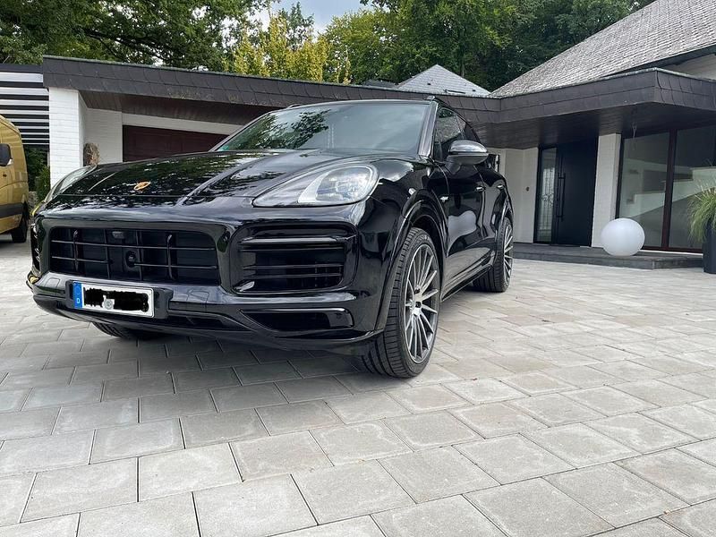 Gebraucht Porsche Cayenne 462 PS (339 kW) 2022 Schwarz SUV