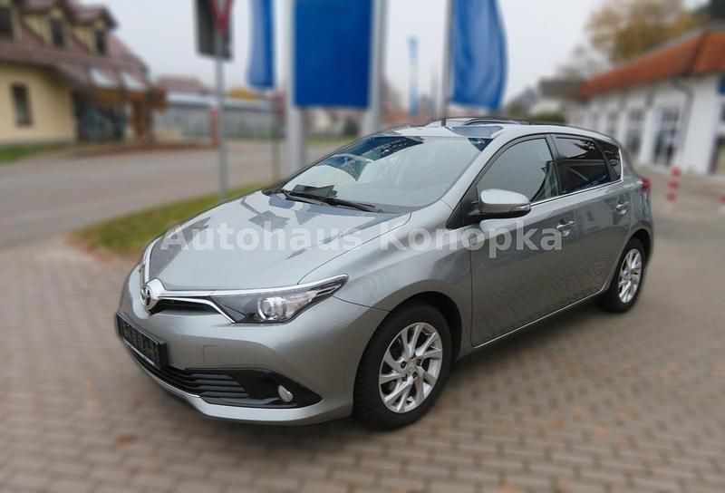Grau metallic Gebraucht 2017 Toyota Auris Edition-S | 14.330 € (Fairer Preis) - Bild 1/1