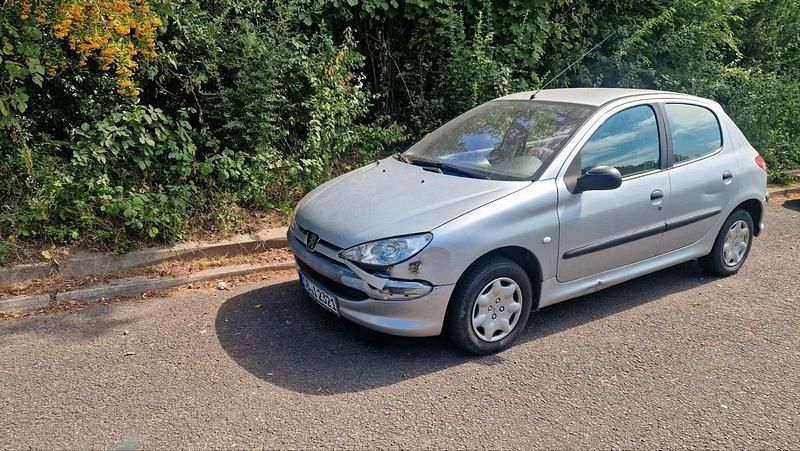 Gebraucht Peugeot 206 2003 Silber Kleinwagen