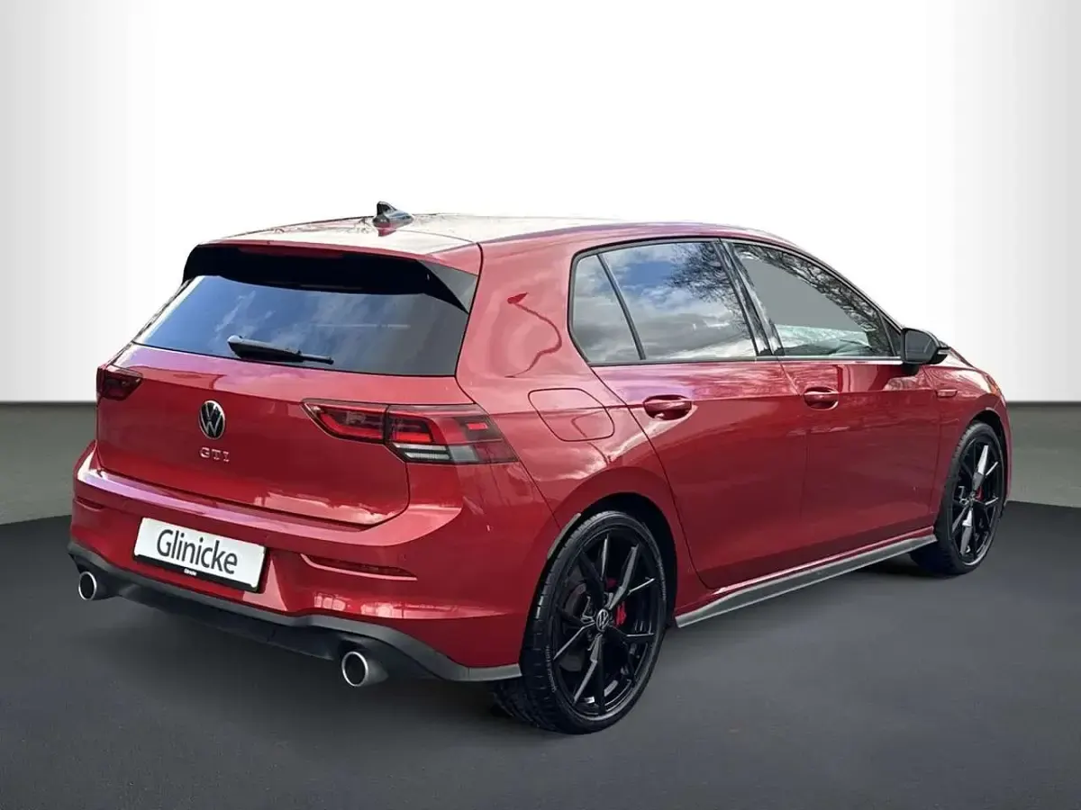 Gebraucht VW Golf VIII GTI 245 PS (180 kW) 2024 Kings red metallic Limousine