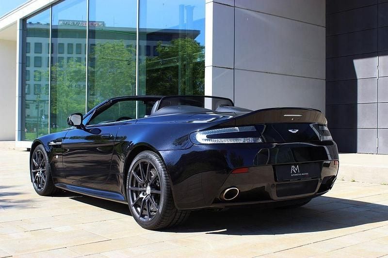 Gebraucht Aston Martin V12 Vantage 574 PS (422 kW) 2016 Schwarz Cabrio