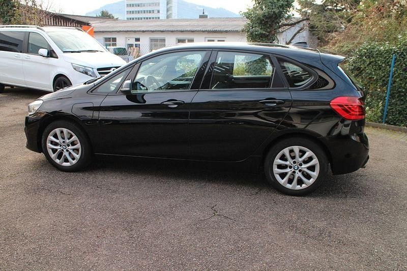 Gebraucht BMW 225 Performance 224 PS (164 kW) 2019 Schwarz Van / Kleinbus