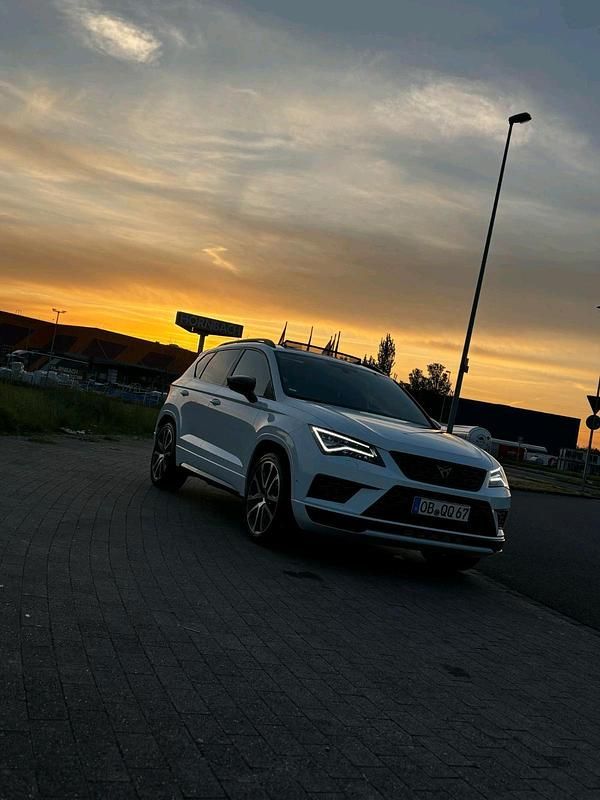 Weiß Gebraucht 2020 Cupra Ateca SUV | 26.999 € (Guter Preis) - Bild 1/4