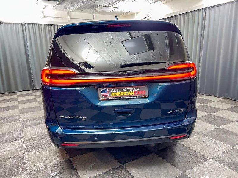 Gebraucht Chrysler Pacifica Limited 286 PS (210 kW) 2022 Blau SUV