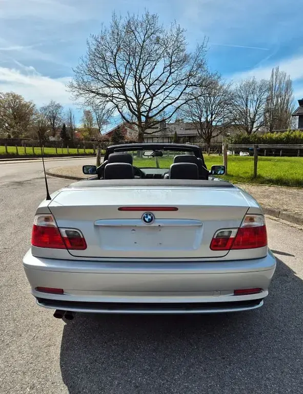 Używany BMW 325 Cabriolet 192 KM (141 kW) 2002 Srebrny Kabriolet
