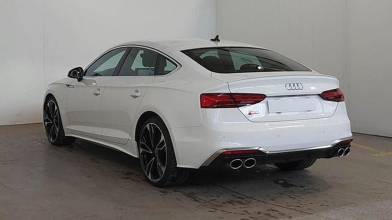 Gebraucht Audi S5 Sportback Ambiente 341 PS (250 kW) 2022 Ibisweiß Kleinwagen