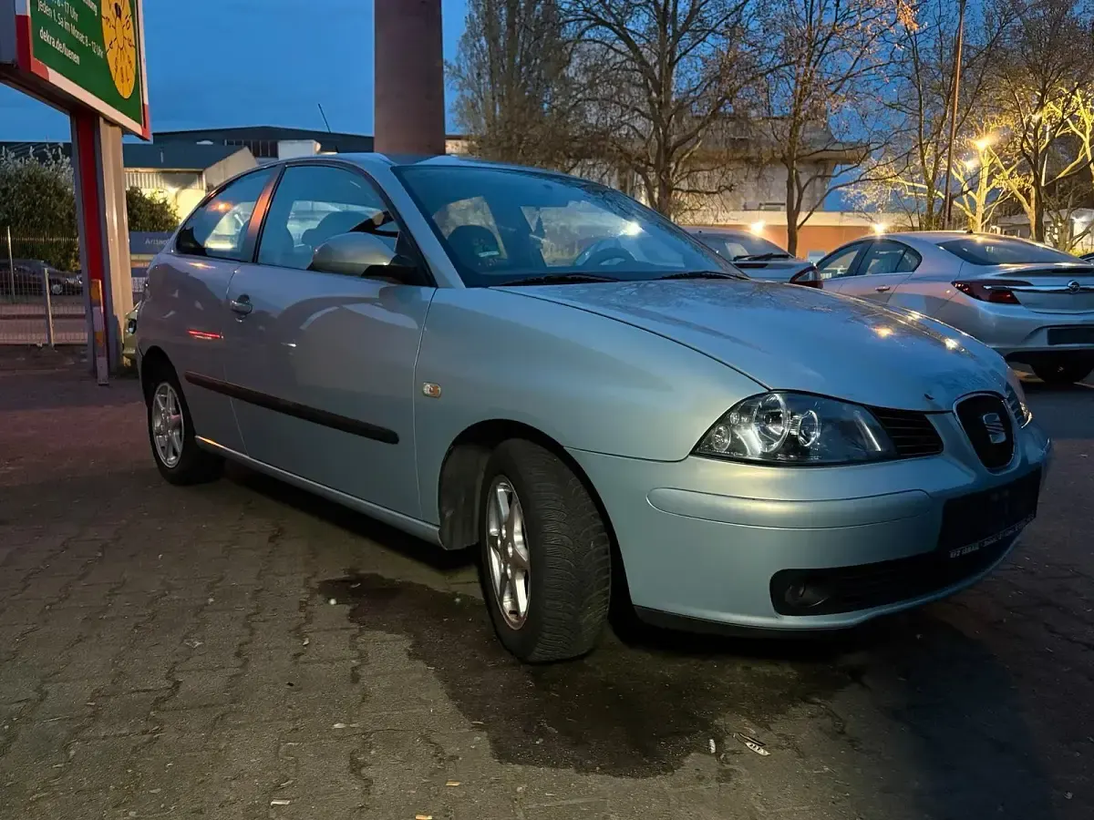 Gebraucht Seat Ibiza 75 PS (55 kW) 2005 Blau Kleinwagen