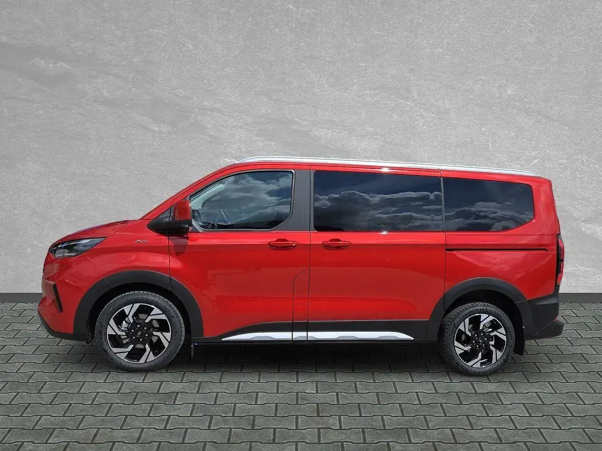 Neu Ford Tourneo Active 170 PS (125 kW) 2026 Artisan red metallic Van / Kleinbus