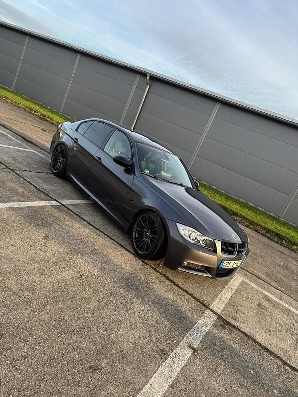 Grau Gebraucht 2006 BMW 325 M Performance Limousine | 7.000 € - Bild 1/4