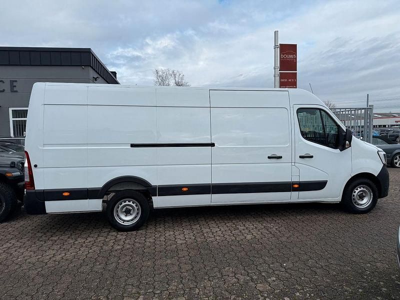 Gebraucht Renault Master 145 PS (106 kW) 2022 Weiß Van / Kleinbus