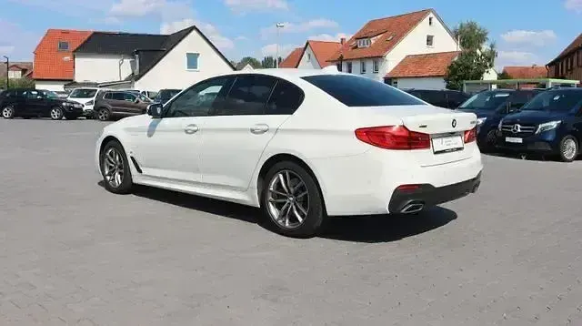 Gebraucht BMW 530e M Sport 252 PS (185 kW) 2019 Weiß Limousine