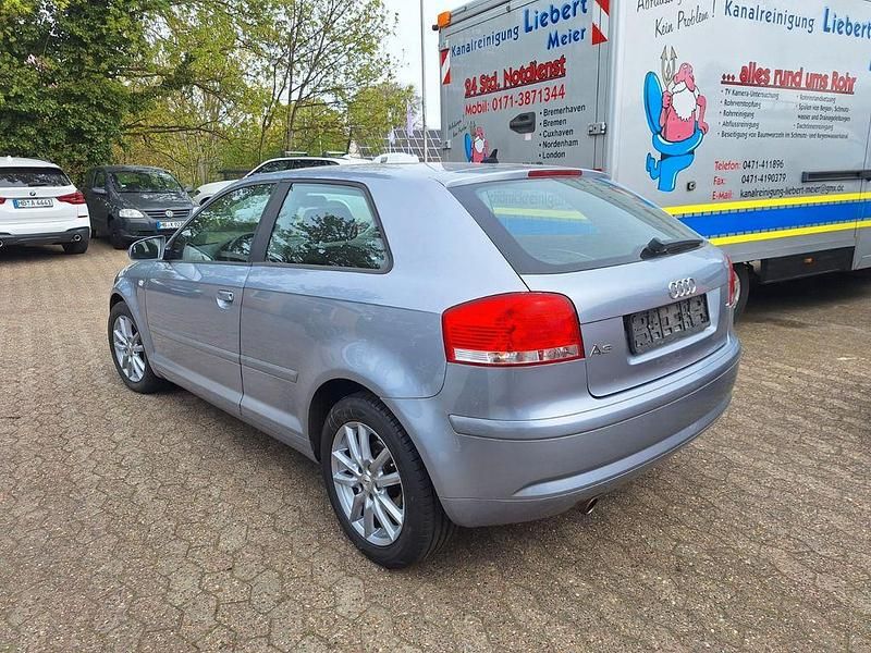 Gebraucht Audi A3 Attraction 116 PS (85 kW) 2007 Silber Kleinwagen