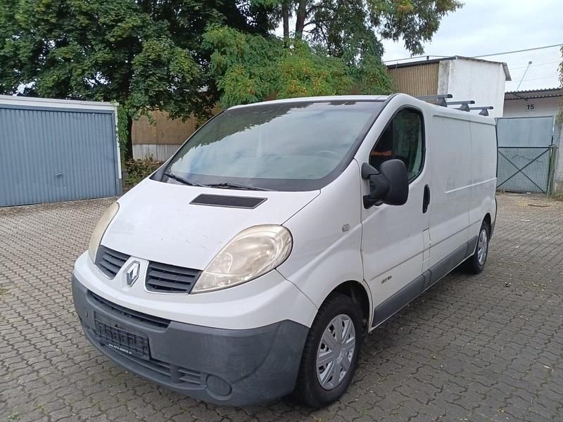 Weiß Gebraucht 2008 Renault Traffic Van | 5.499 € - Bild 1/4