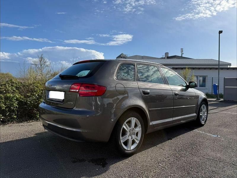 Gebraucht Audi A3 105 PS (77 kW) 2012 Kleinwagen