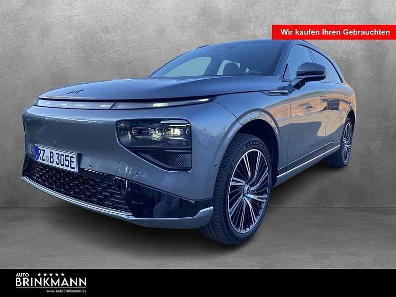Grau Gebraucht 2025 XPENG G9 AWD Performance SUV | 64.990 € (Superpreis) - Bild 1/4
