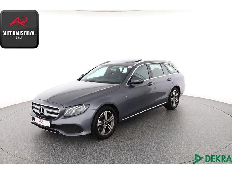 Grau (metallic) Gebraucht 2018 Mercedes E200 Avantgarde Kombi | 25.480 € (Fairer Preis) - Bild 1/4