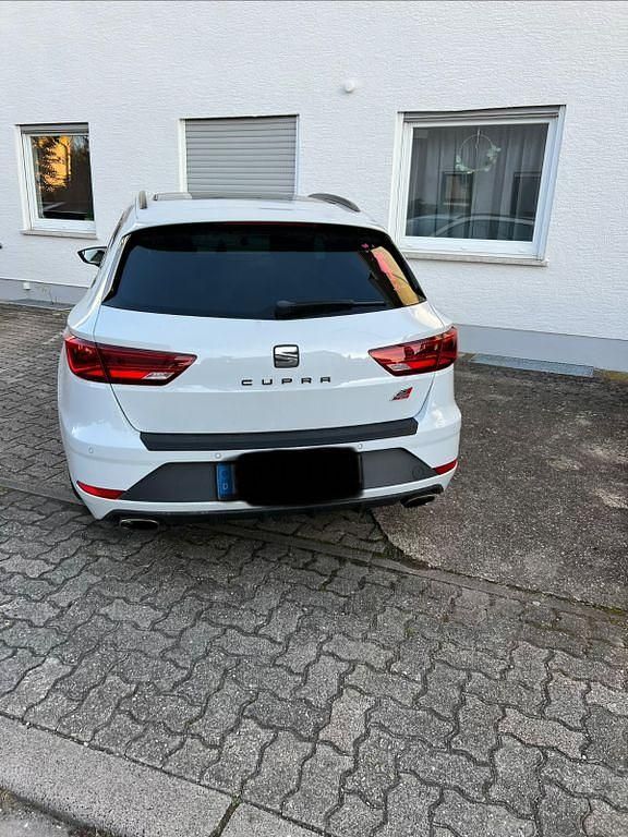 Gebraucht Seat Leon ST CUPRA 300 PS (220 kW) 2018 Weiß Kombi