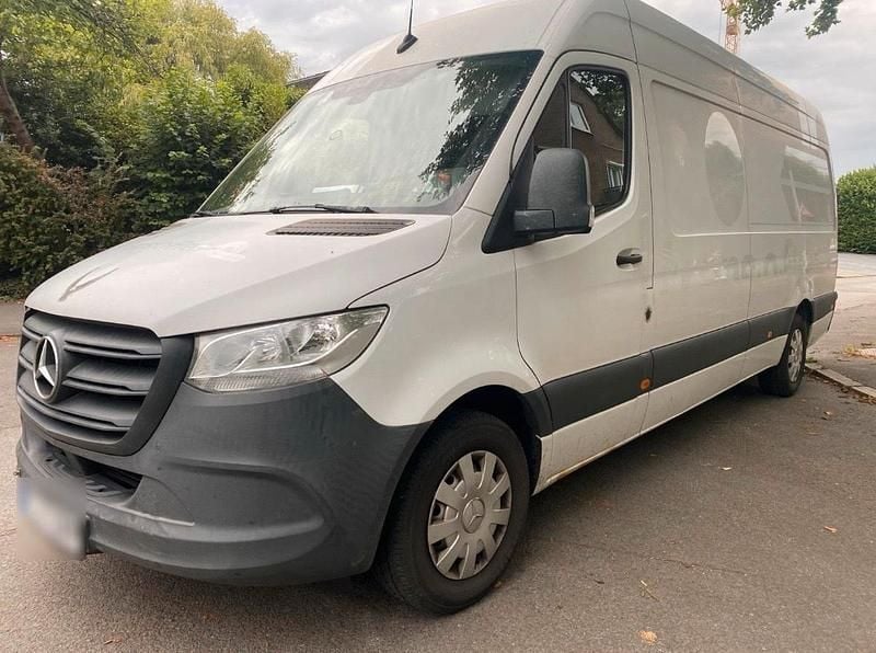 Weiß Gebraucht 2019 Mercedes 316 Van | 18.200 € (Fairer Preis) - Bild 1/4