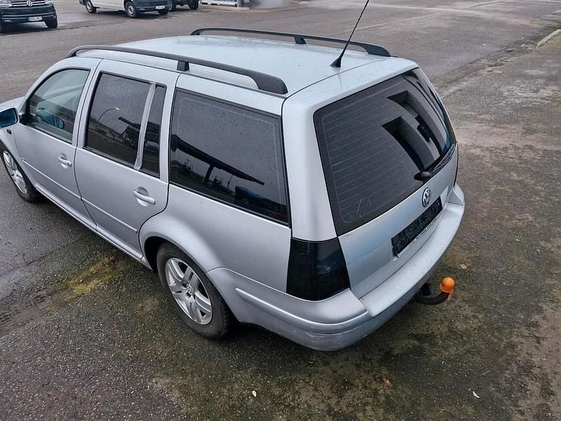Gebraucht VW Golf IV 110 PS (80 kW) 2003 Silber Kombi