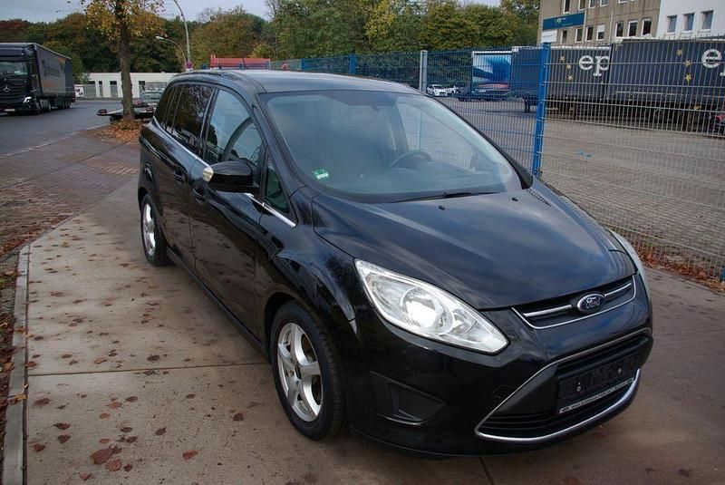 Gebraucht Ford Grand C-Max Trend 150 PS (110 kW) 2011 Pantherschwarz metallic Van / Kleinbus