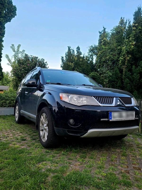Schwarz Gebraucht 2009 Mitsubishi Outlander SUV | 4.500 € (Guter Preis) - Bild 1/4