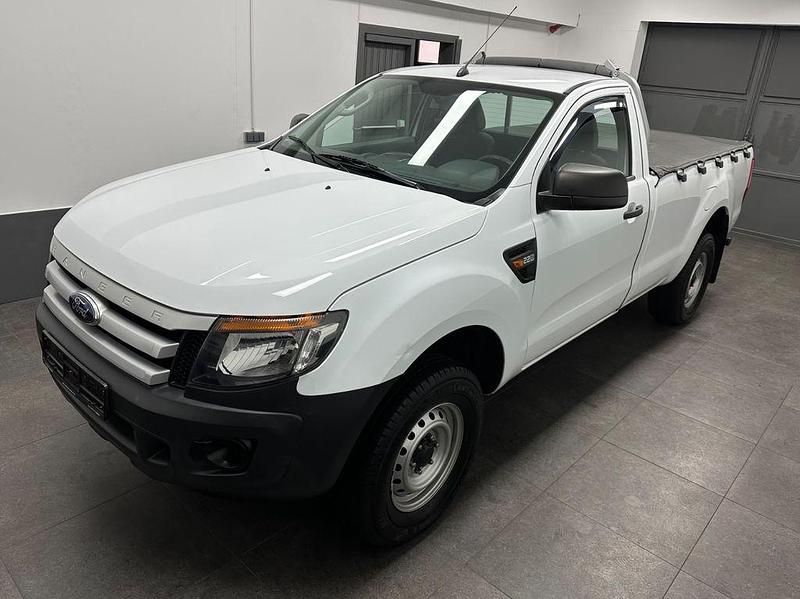 Gebraucht Ford Ranger XL 125 PS (91 kW) 2012 Weiß Pickup