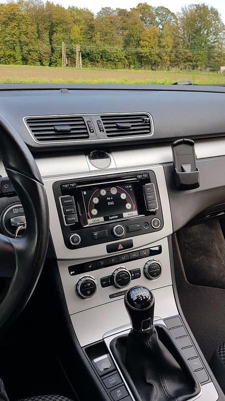 Używany VW Passat Trendline 122 KM (89 kW) 2014 Srebrny Kombi